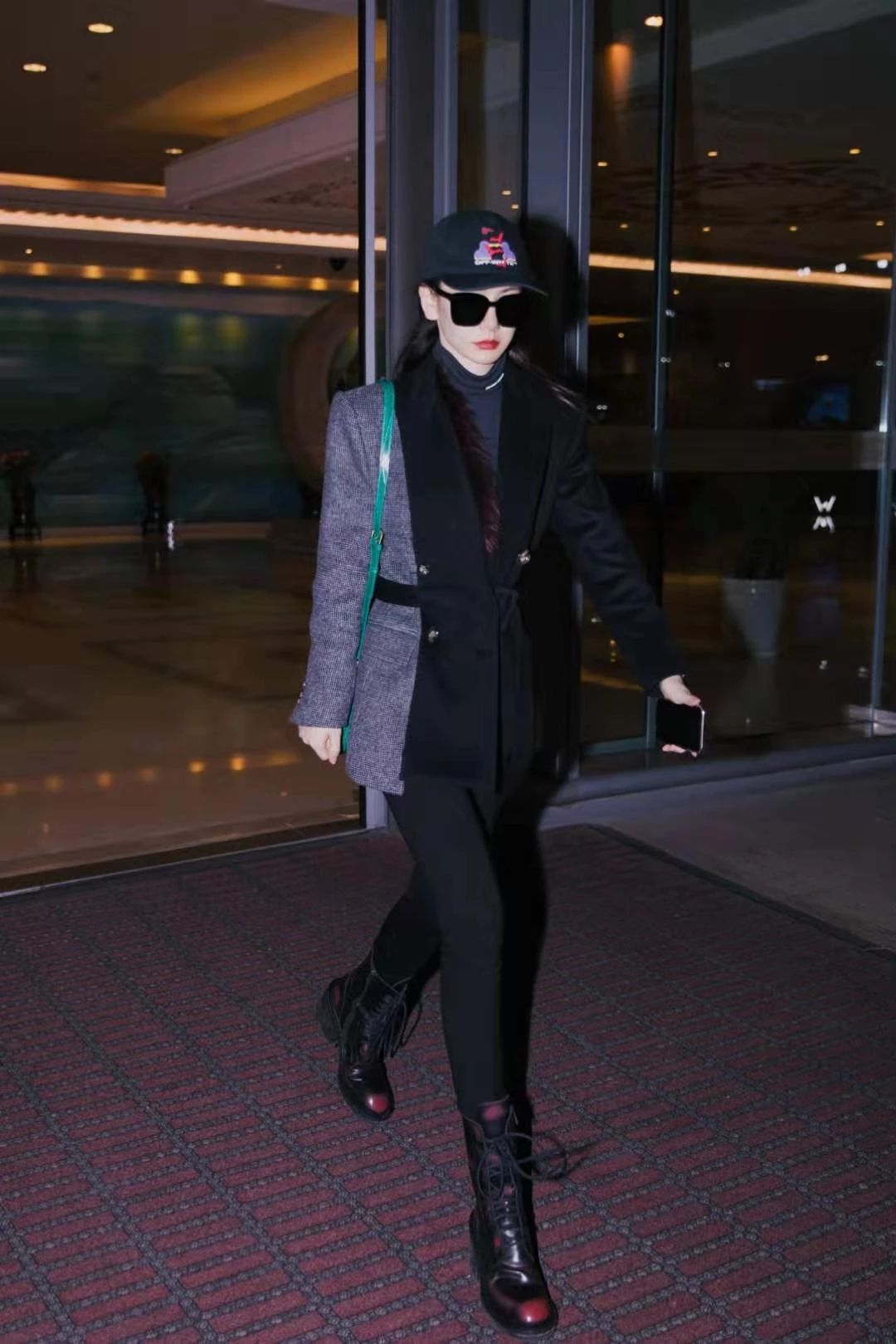 服装搭配师教你穿搭技巧视频教程,怎么提升自己的衣品和搭配