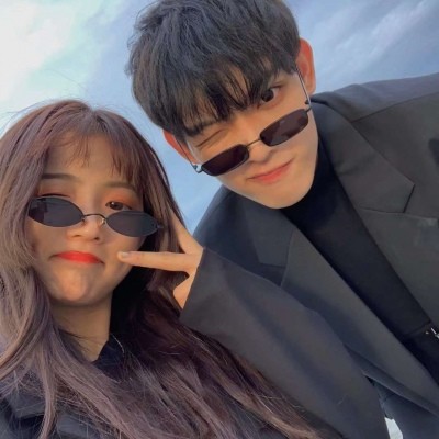 热恋期亲亲抱抱正常吗,热恋期女生不让亲