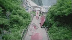 990米峡谷险峰翼装飞行、世界级大咖齐聚桥牌公开赛…湖南都市现场直播