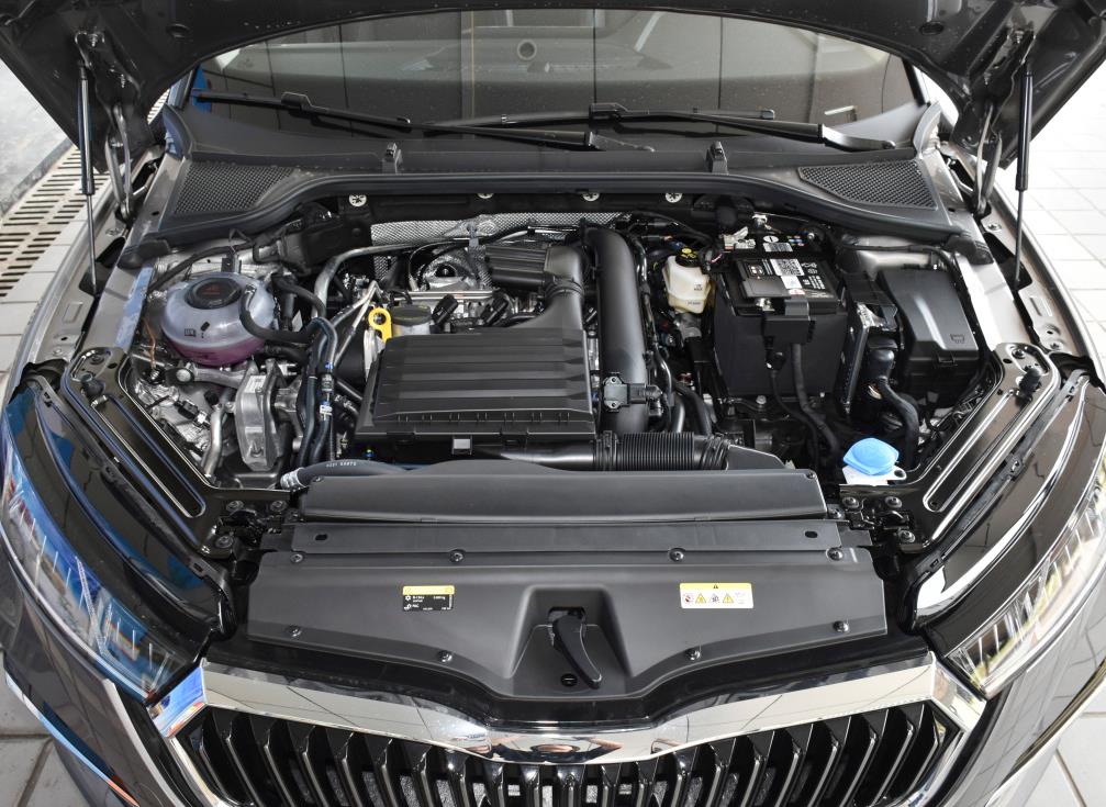 兼顾日常代步和自驾游选哪款车,省油耐用开着舒服的车推荐