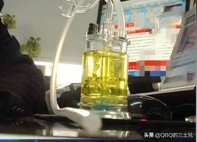 14岁少年模仿黑帮片，凭一己之力建贩毒网，4个月竟成“小毒枭”