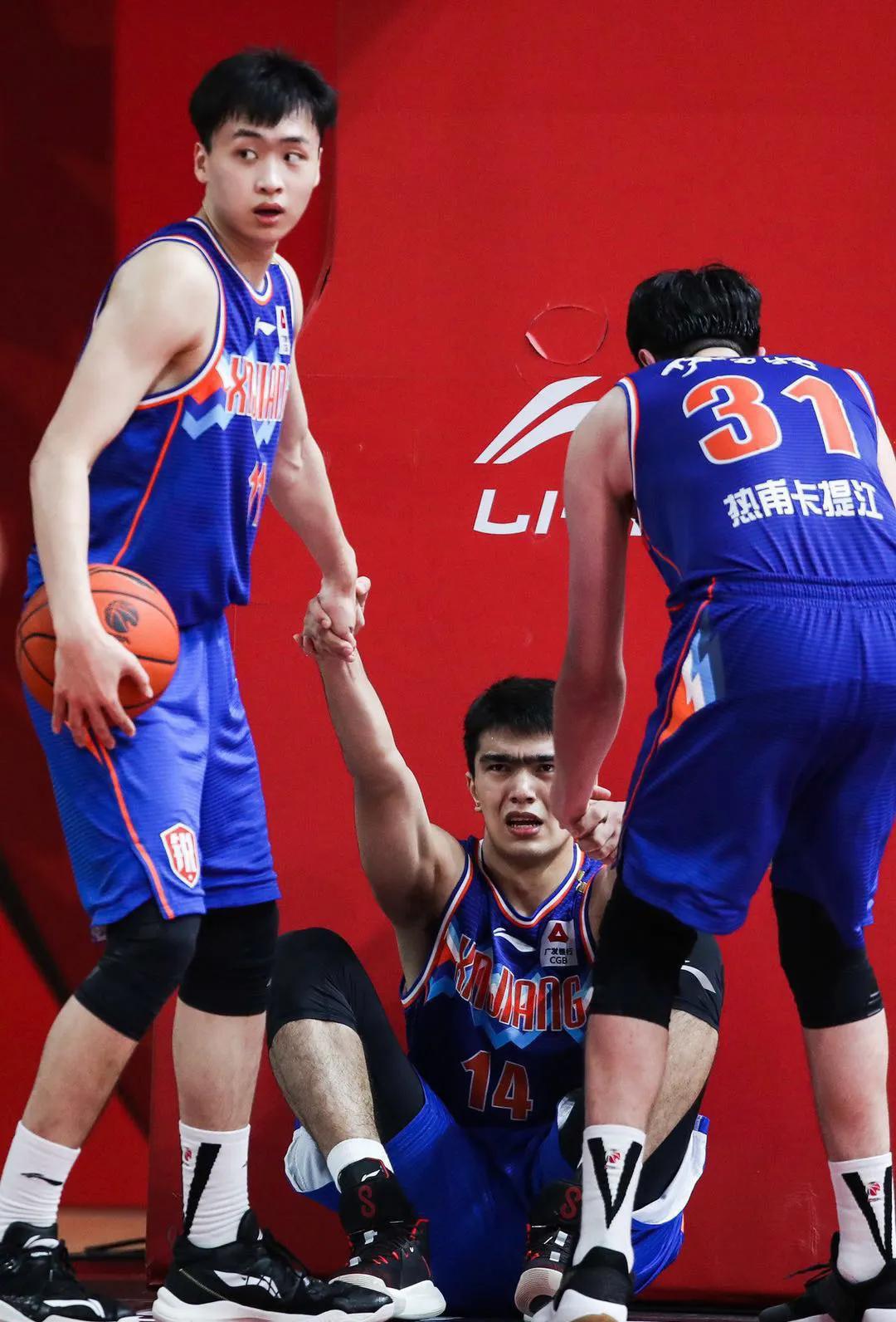 新疆队夏训,新疆夏训