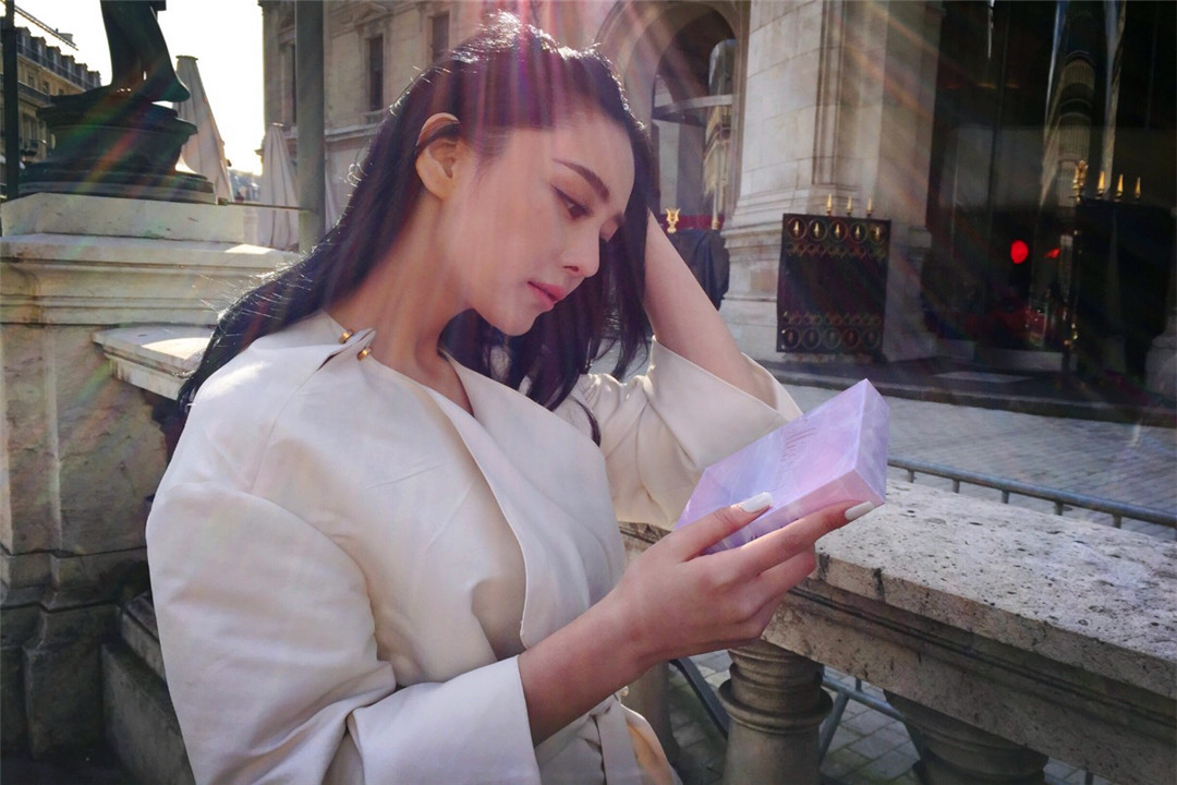 又一女星网购被骗,看似心机超重的张馨予,实则是没心眼的妹子