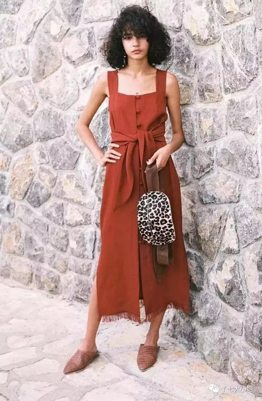 短发女孩穿什么裙子比较好看,女生短发适合穿什么样的裙子