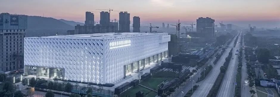 d.e.r发现时代设计师,视频专访|对话吴钢:平常的建筑