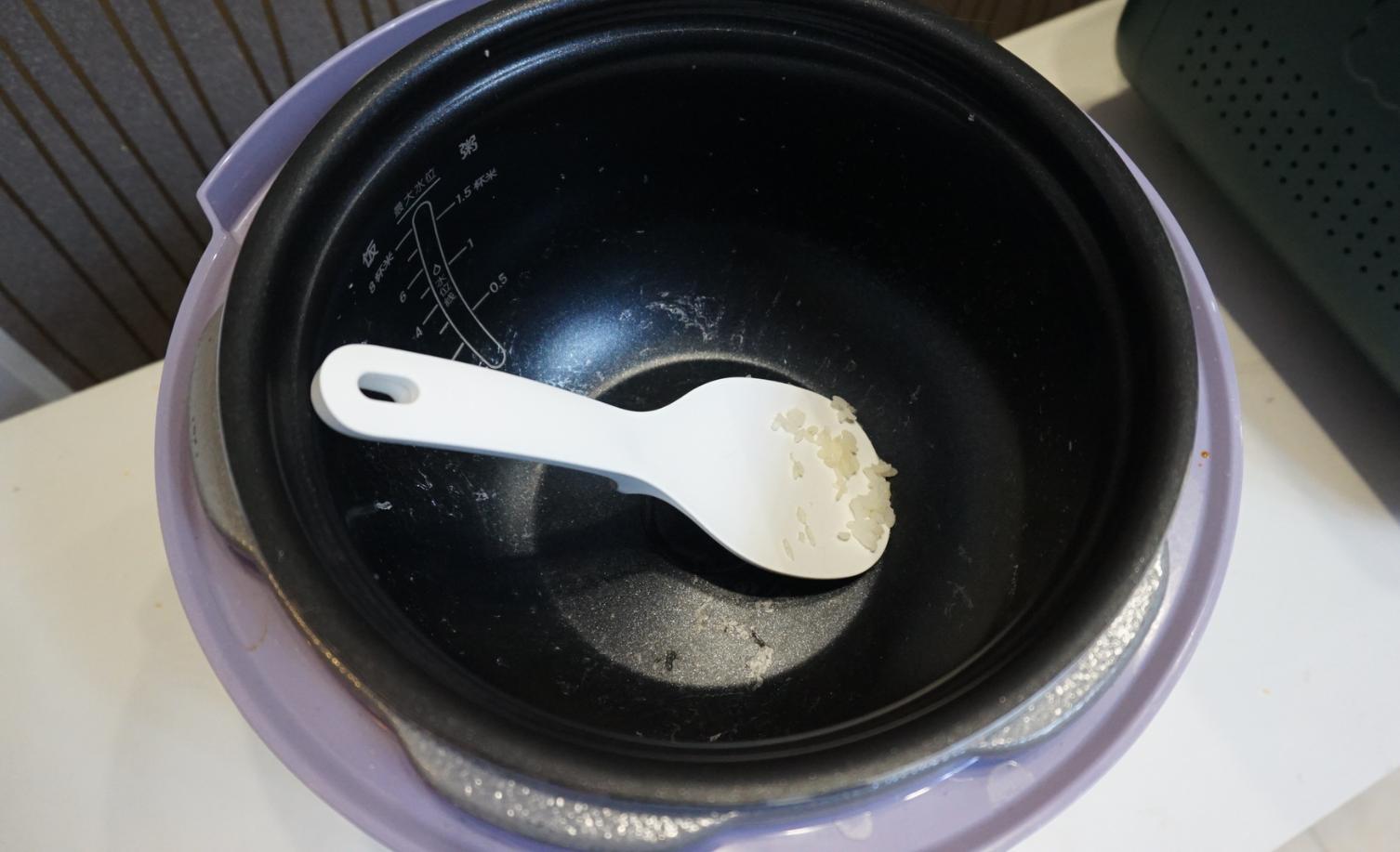 一锅两用双胆,一锅多用多功能的压力煲