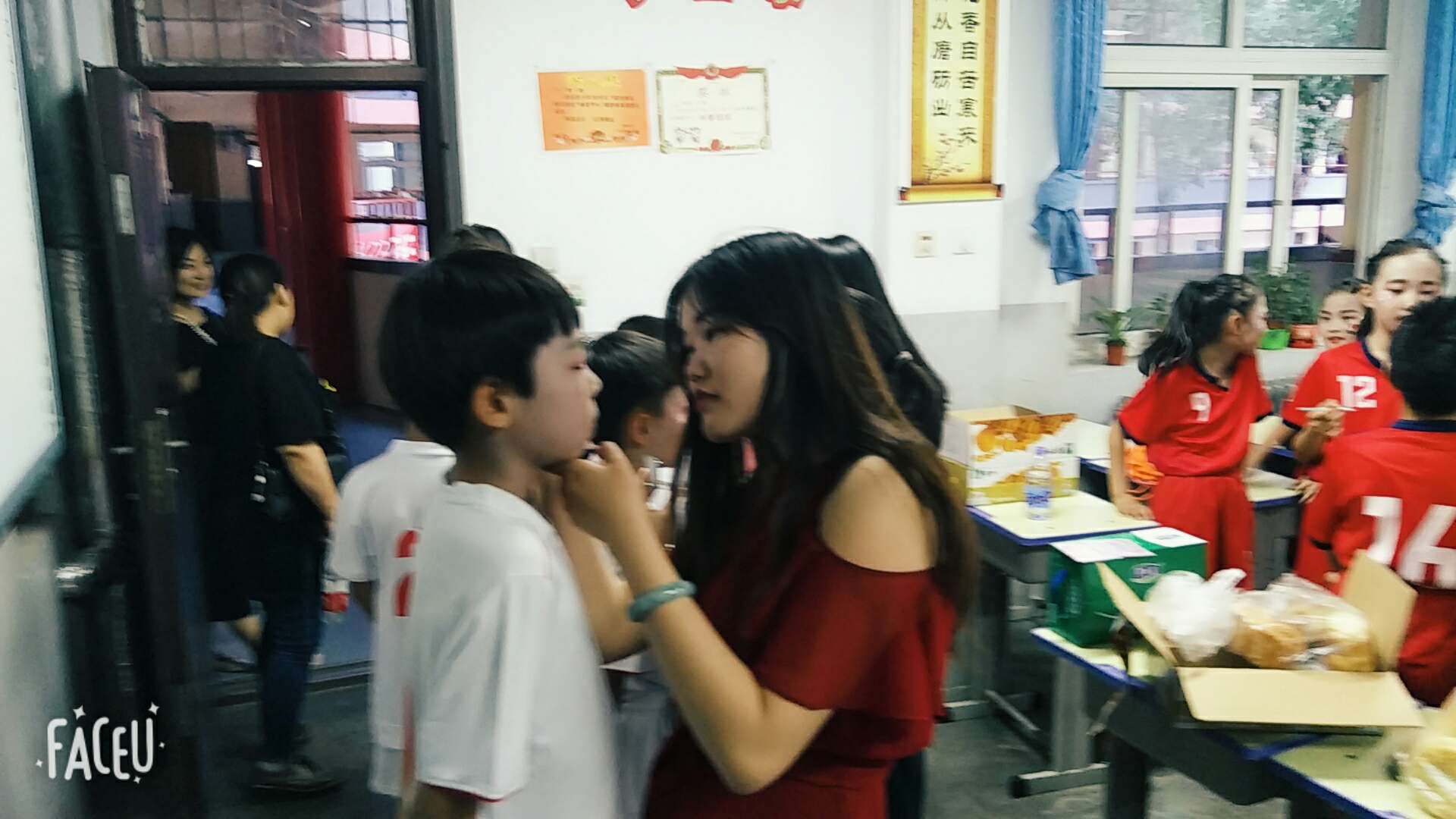 灏忓缁忓吀璇佃娲诲姩鍦嗘弧钀藉箷,灏忓瀹岀編鏀跺畼鍥炲繂鎴愰暱鍘嗙▼