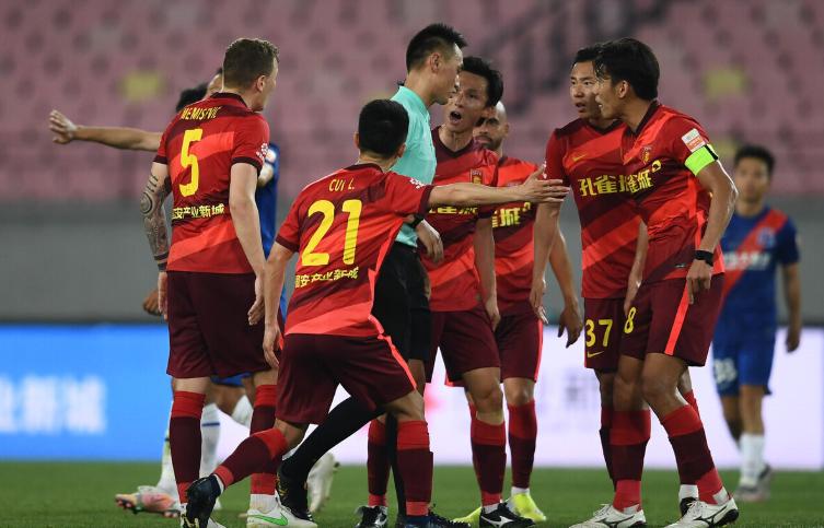 中超嫩哨张晓晨，疑似遭到内部停哨，第5轮裁判选派名单榜上无名