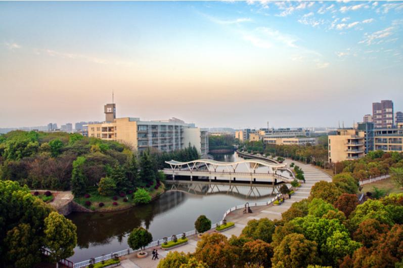 武汉十大不建议改名的大学,武汉这所大学为什么这么厉害