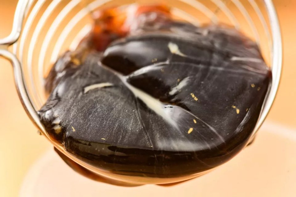 只卖3杯奶茶,只卖100多杯的奶茶