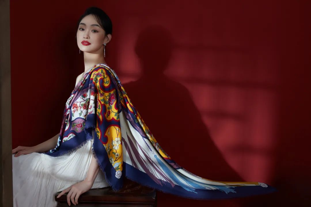 嫵WOO：东方女人的妩媚在颈肩