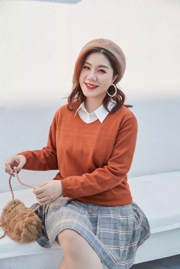 胖mm短款开衫毛衣怎么搭配好看,胖妹子穿什么毛衣好看