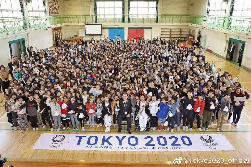 暴雪公司和动视暴雪,暴雪娱乐公司和动视暴雪