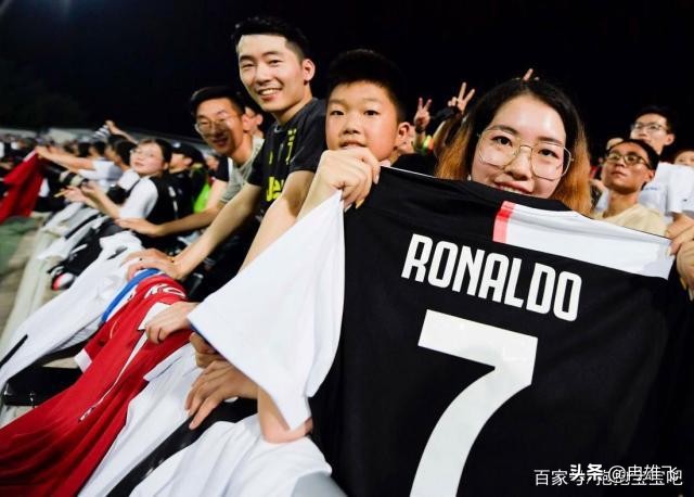 c罗到中国和韩国的区别,c罗来到中国和韩国的反应