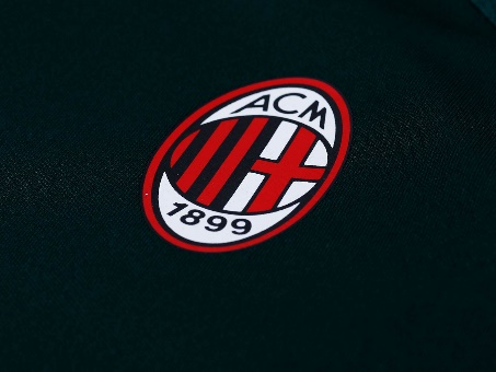 巴萨亏钱,巴萨和国际米兰交易