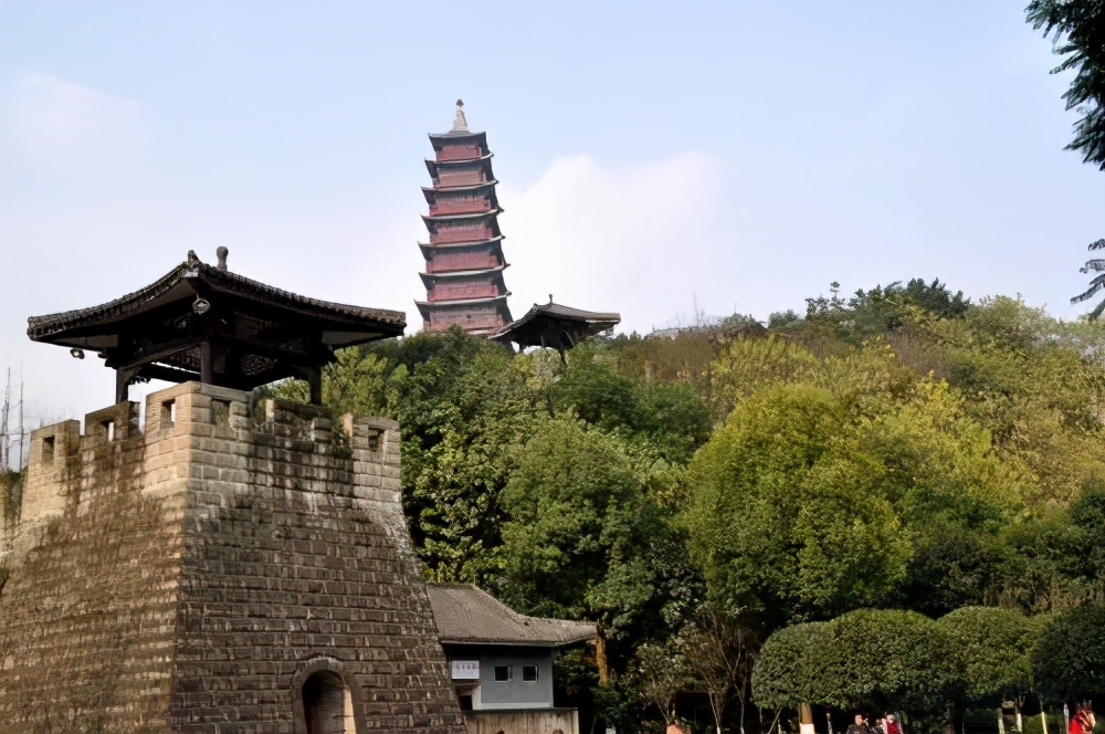 长江索道游玩重庆轨道交通2号线,重庆轨道交通2号线游玩攻略