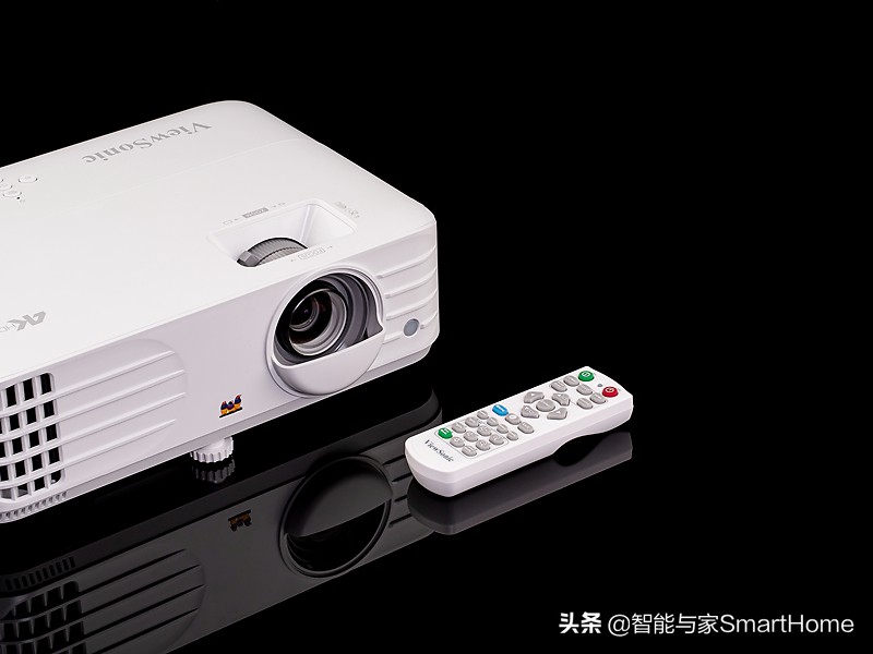 客厅电视或投影推荐,推荐一款带投影功能的电视机