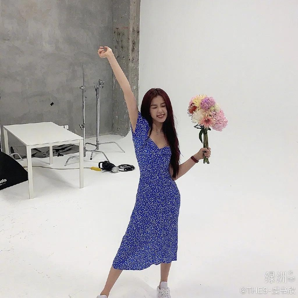 copy了杨超越的衣橱，这个夏天我最甜