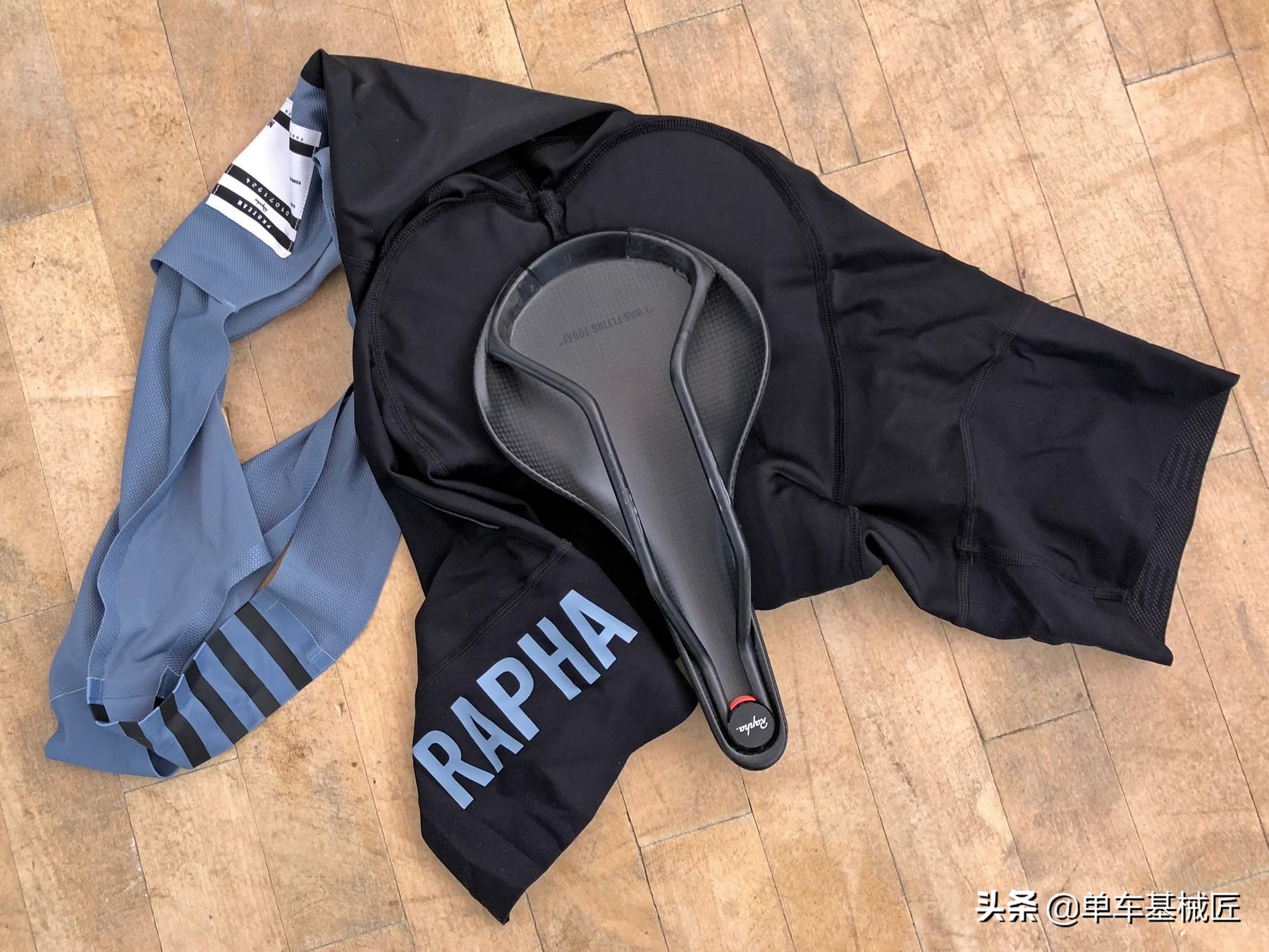 怎样提高自行车骑行技巧,如何提高骑车的平衡感