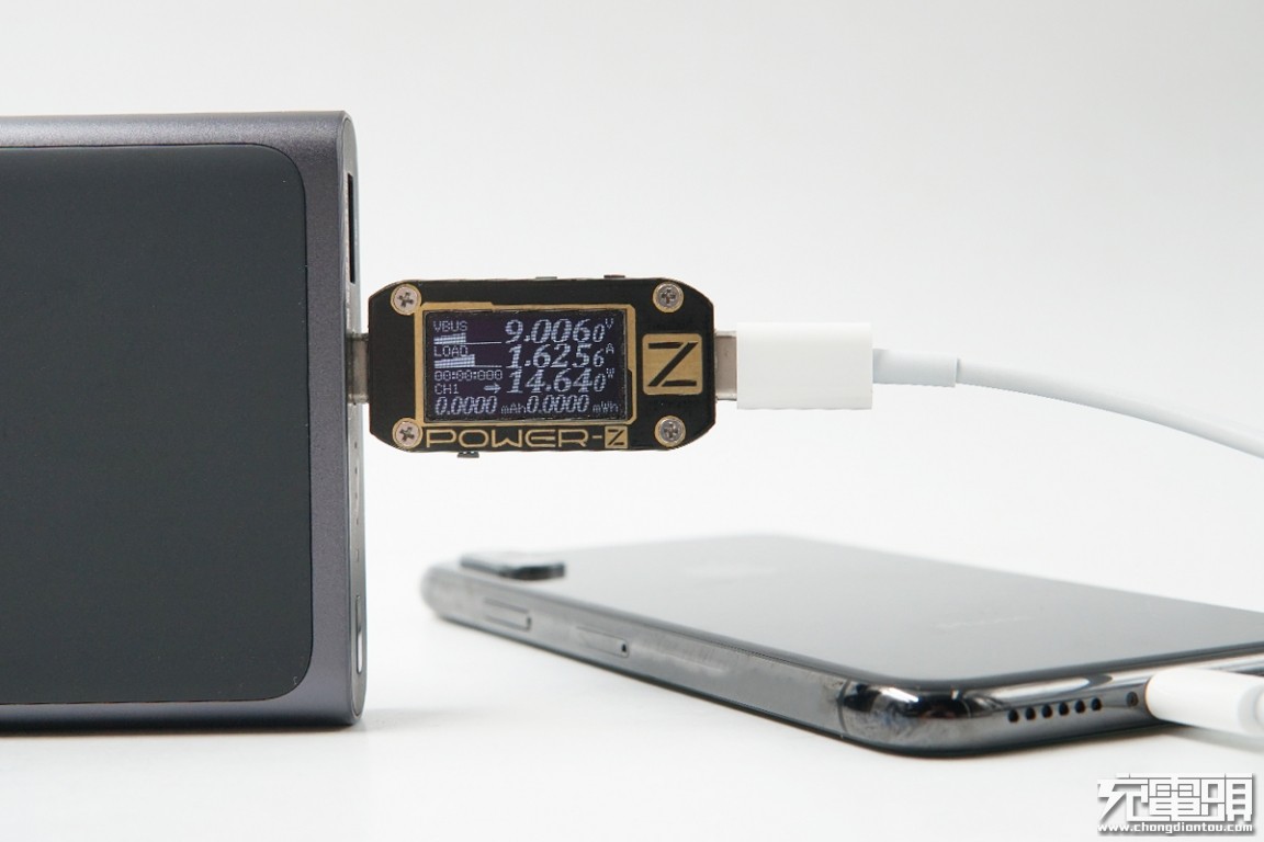 小米无线充电宝10w和30w如何选择,小米充电宝20000毫安50瓦拆箱