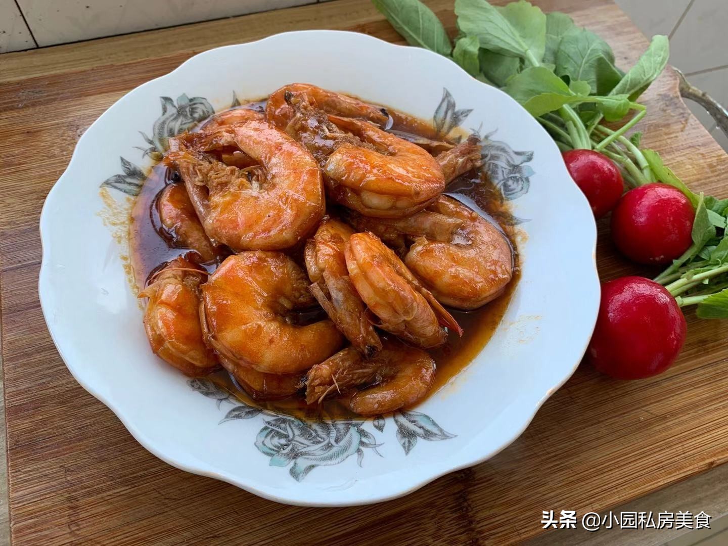 年夜饭必备的家常菜蒜蓉大虾,海鲜大虾红烧怎么烧最好吃