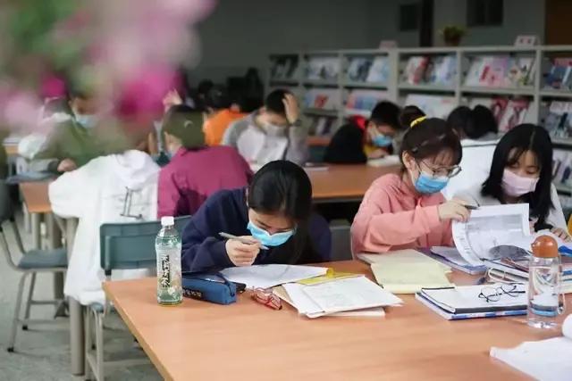 绵阳最牛初中生,绵阳最牛的初中