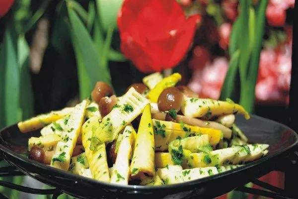 百草回芽，百病发作，12道清肺去火的春季美食推荐给大家！