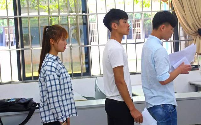 公务员面试遇到不会的综合分析,公务员面试题遇到不会的怎么办