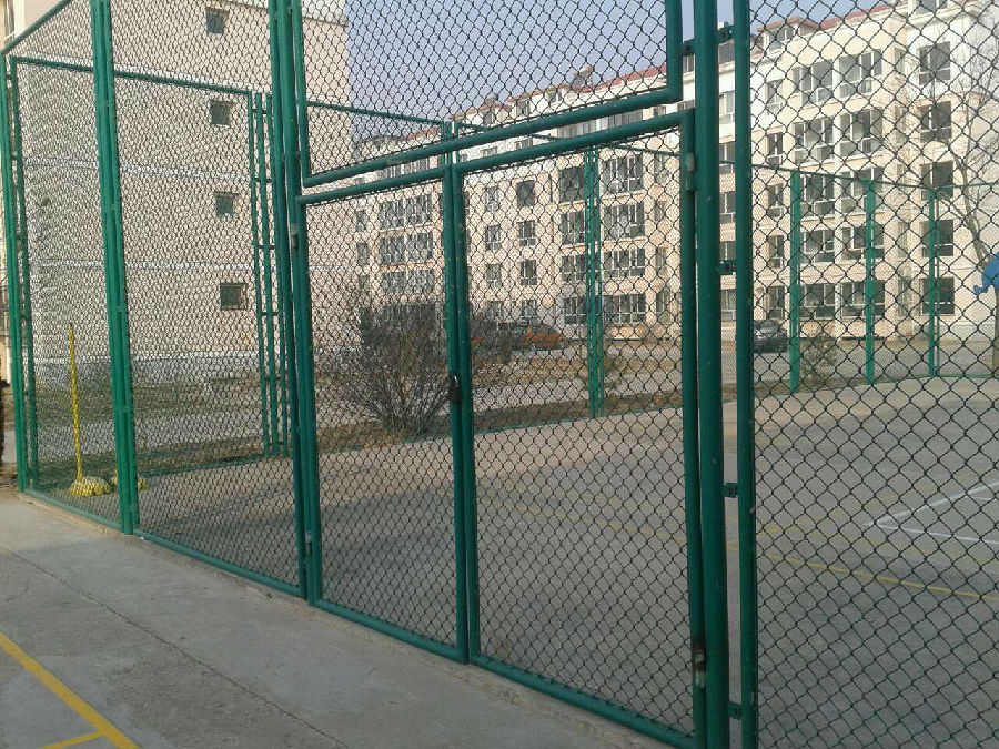 勾花网用什么护栏,勾花护栏网哪里好