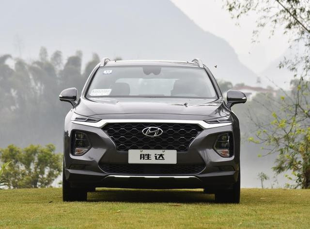 别克昂科威跟现代胜达,别克昂科威和现代胜达