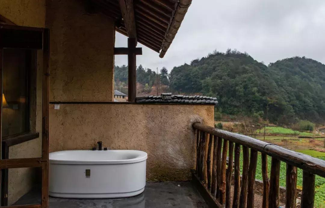 藏在山间民宿,藏在山里小民宿