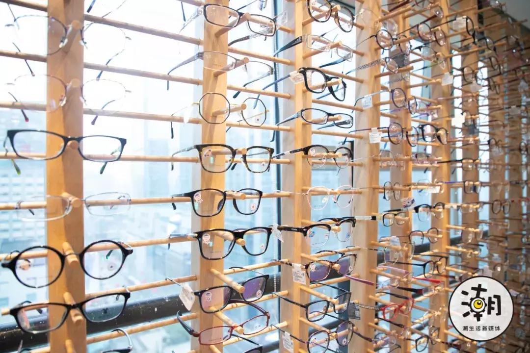 成都春熙路眼镜店100元,成都配眼镜推荐的店