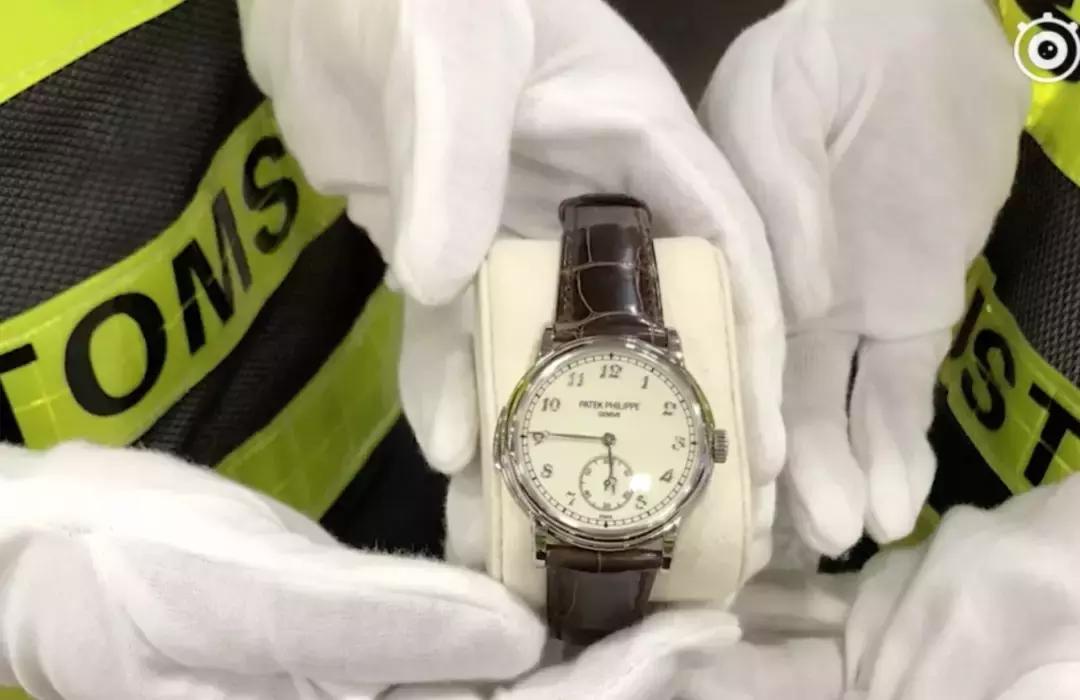 海关查到空表盒怎么处理,海关查获行李箱手表