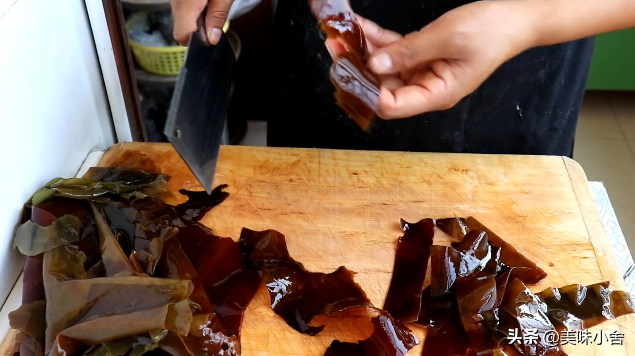 如何熬出奶白的骨头汤,怎样能煮出来奶白的骨头汤