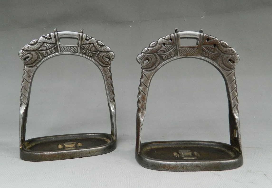 浅析汉魏时期陆路交通运输中畜力的发展和运用