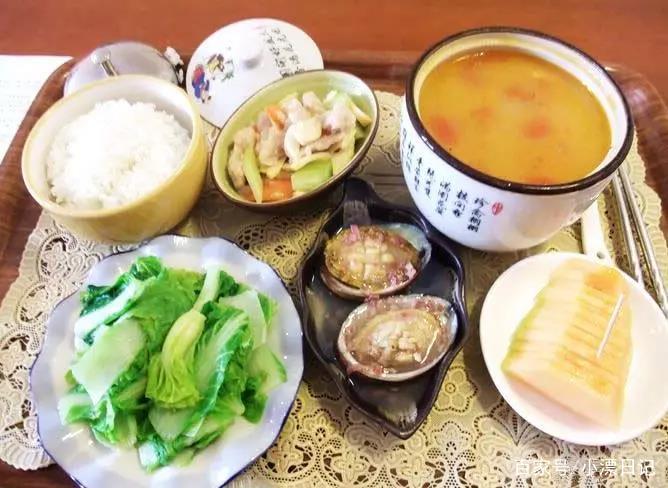 坐月子每天吃几个鸡蛋合适,坐月子可以吃鸡蛋吗