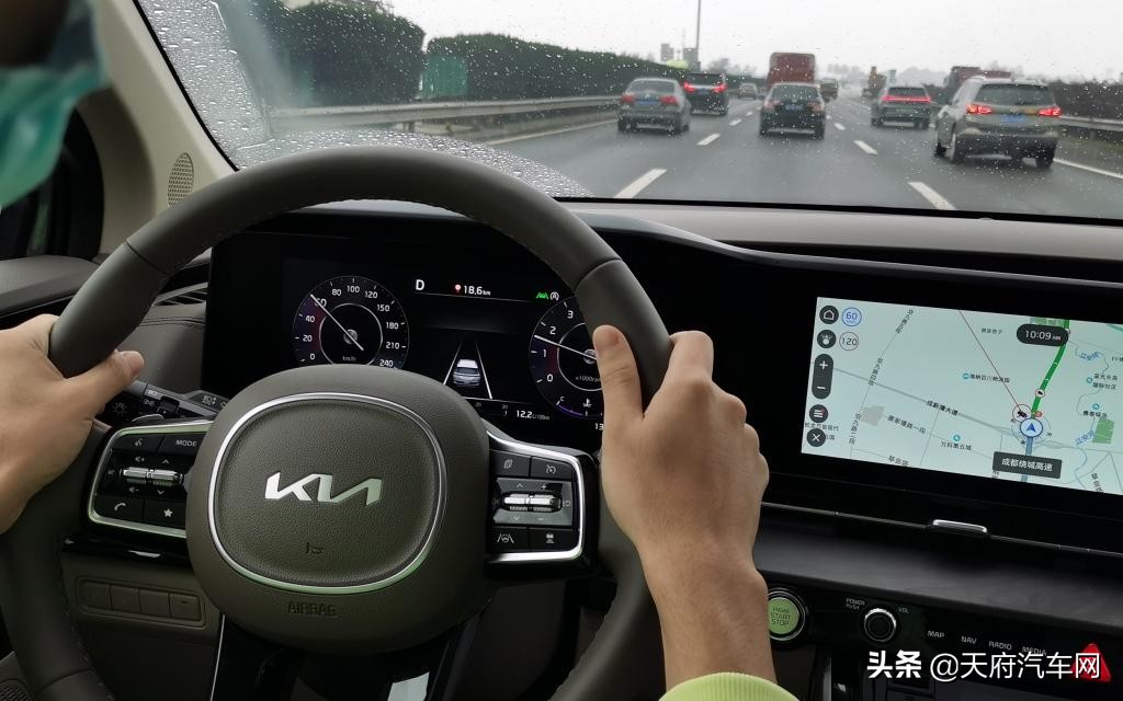 懂车帝起亚嘉华试驾视频最新,试驾起亚嘉华第一视角