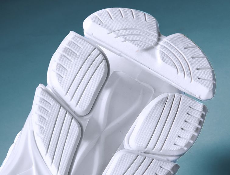 超强缓震的跑步鞋,刀锋缓震鞋排名