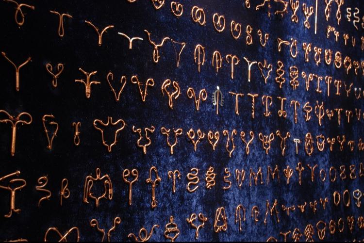 节育环在身体里40年了,遗忘在妈妈体内的节育环