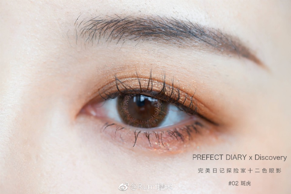 3ce眼影玫瑰香槟四盘如何上妆,新手简单眼影盘推荐百搭