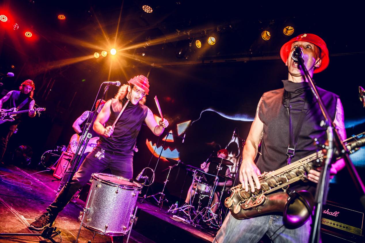 小心，今夜有鬼！万圣节魔女惊魂夜袭卷成都