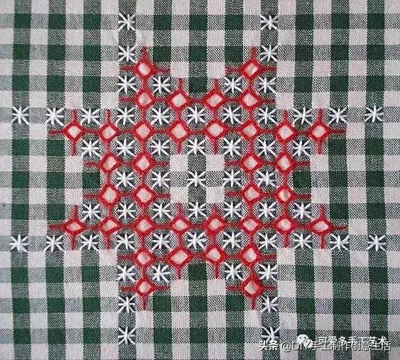 桌布花边的手工刺绣,刺绣桌布diy简单图案