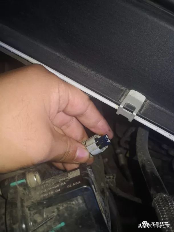 1.5t福克斯节气门存大量机油真相,福特1.5t漏机油通病