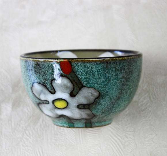 八个月宝宝啃咬“俄罗斯套娃”后呕吐不止,医生:孩子铅中毒了