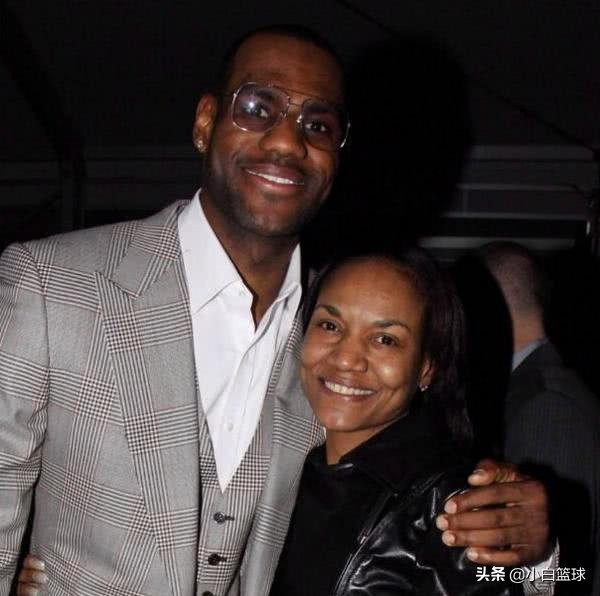 勒布朗詹姆斯曝光,詹皇生涯5大事件