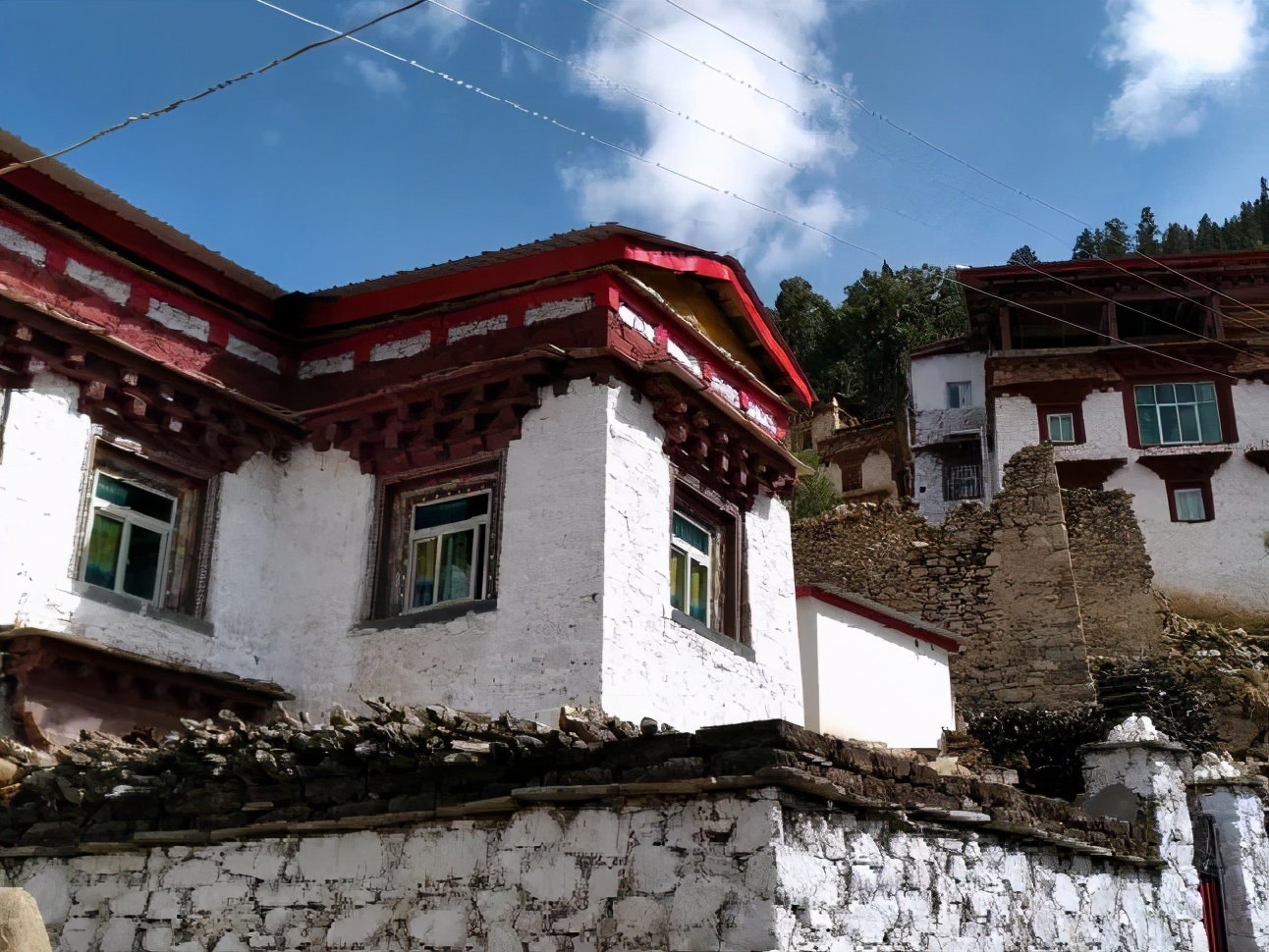 四月去稻城亚丁攻略,在四月的旅行