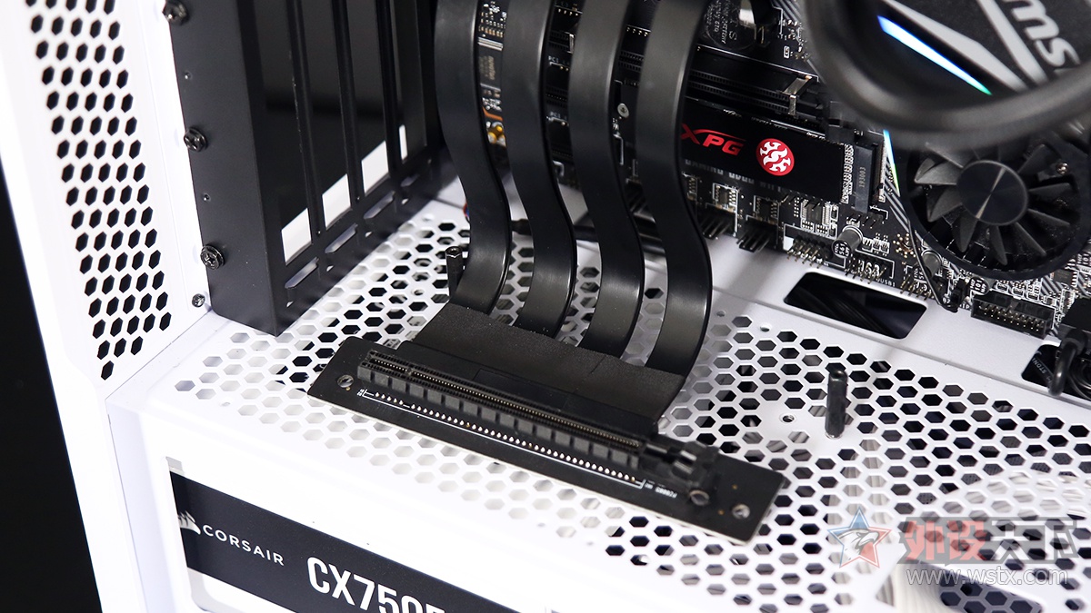 威刚入侵者烈日版,威刚xpg选哪个