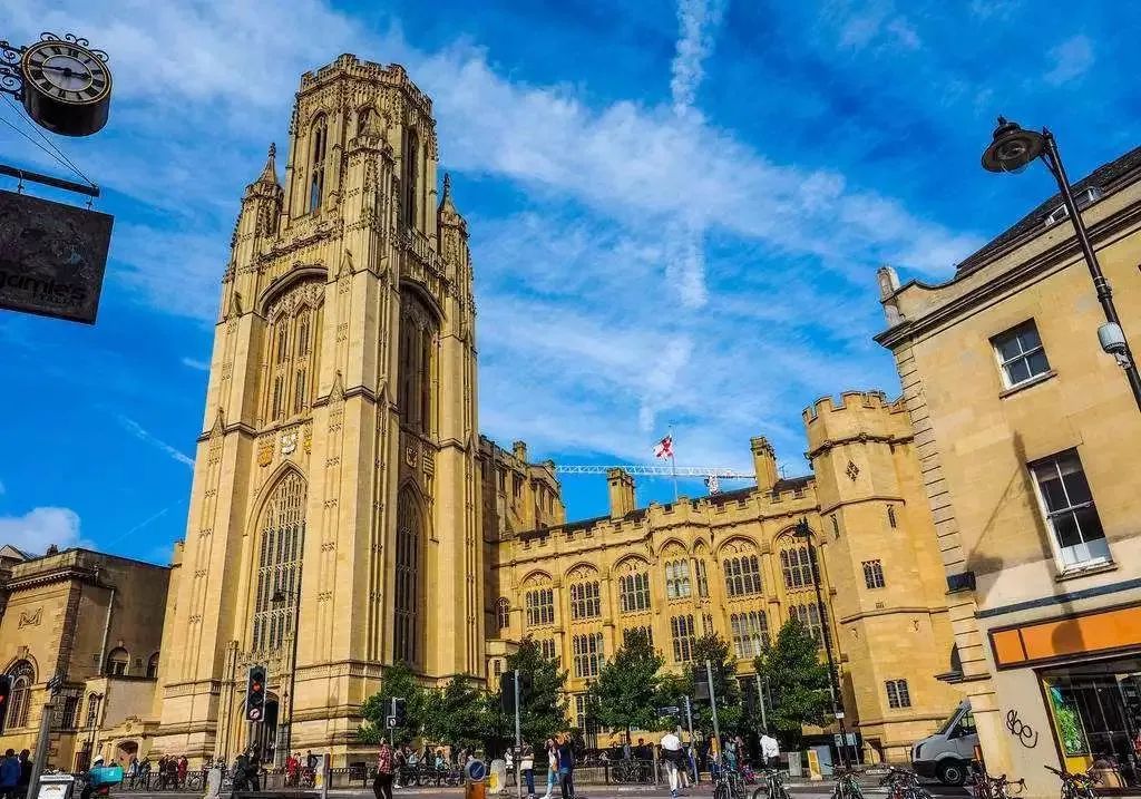 美国留学gre和gpa哪个更重要,申请美国留学怎么提高自己的gpa