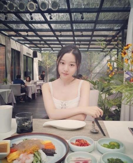 马龙微博官宣夏露,中国女排主教练马龙为何娶了夏露