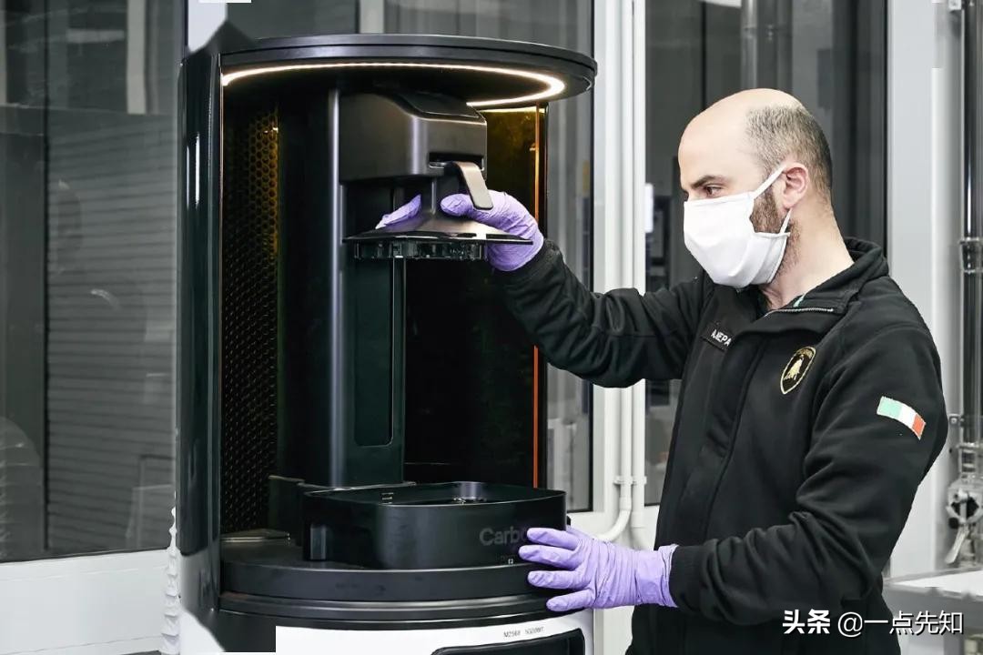 面对疫情企业玩跨界，这些大牌生产的医护产品都长什么样？